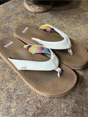 Sanuk Yoga Mat Women’s 8 White Tie Dye Flip Flop Sandals 1126874